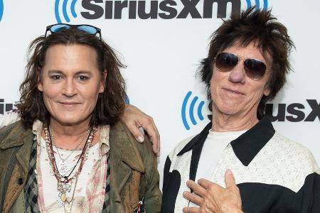 Trauer um Jeff Beck: Johnny Depp ist Trauer um Jeff Beck: Johnny Depp ist