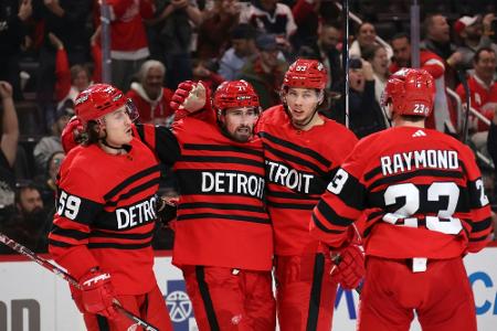 NHL: Seider glänzt mit vier Vorlagen NHL: Seider glänzt mit vier Vorlagen