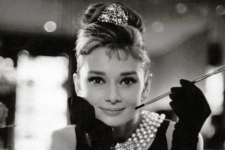 Audrey Hepburn: So wurde die Schauspielerin zur Stilikone Audrey Hepburn: So wurde die Schauspielerin zur Stilikone