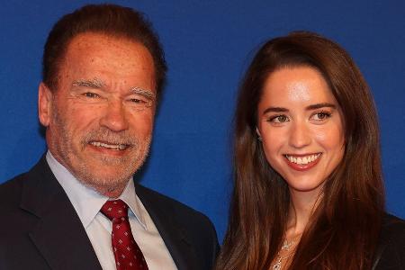 Arnold Schwarzenegger sammelt Geld bei Charity-Auktion in Kitzbühel Arnold Schwarzenegger sammelt Geld bei Charity-Auktion in Kitzbühel