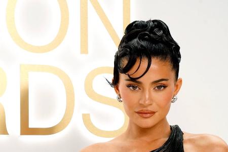 Kylie Jenner verrät den Namen ihres Sohnes Kylie Jenner verrät den Namen ihres Sohnes