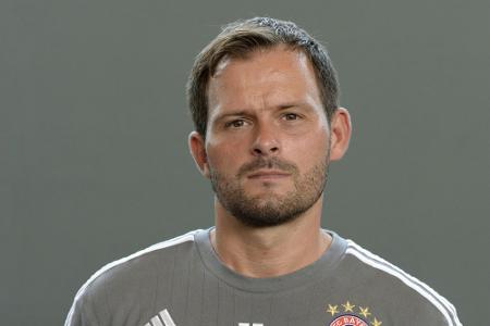 Bayern München trennt sich von Torwarttrainer Tapalovic Bayern München trennt sich von Torwarttrainer Tapalovic