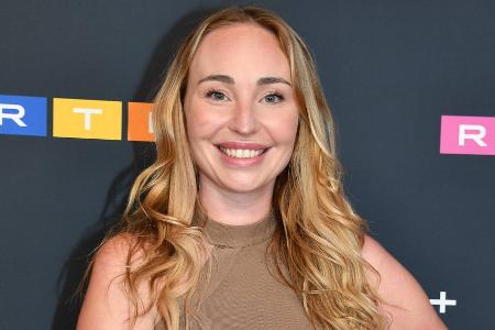 Schauspielerin Anna Juliana Jaenner verkündet Schwangerschaft Schauspielerin Anna Juliana Jaenner verkündet Schwangerschaft