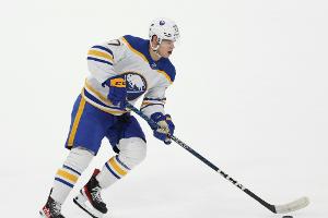 Peterka feiert Sieg mit Buffalo