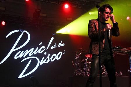 Panic! At The Disco lösen sich nach fast 20 Jahren auf Panic! At The Disco lösen sich nach fast 20 Jahren auf