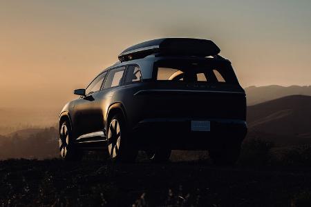 Lucid Air SUV
