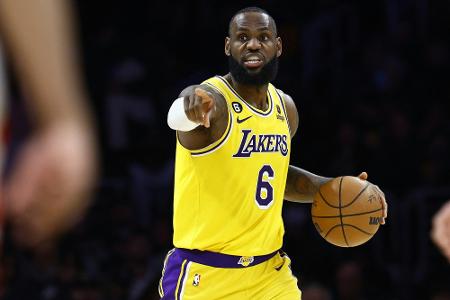 NBA: James stellt All-Star-Game-Rekord von Abdul-Jabbar ein NBA: James stellt All-Star-Game-Rekord von Abdul-Jabbar ein