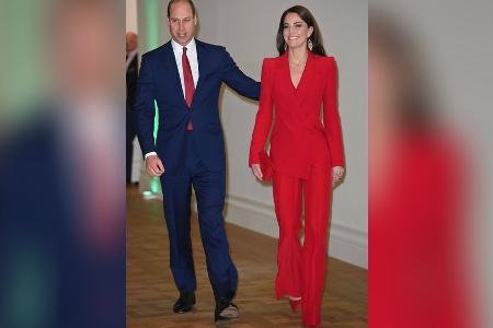 Royaler Business-Look: Prinzessin Kate glänzt in rotem Hosenanzug Royaler Business-Look: Prinzessin Kate glänzt in rotem Hosenanzug