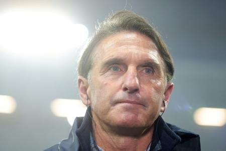 Labbadia schützt Eigentorschütze Mavropanos: Labbadia schützt Eigentorschütze Mavropanos: