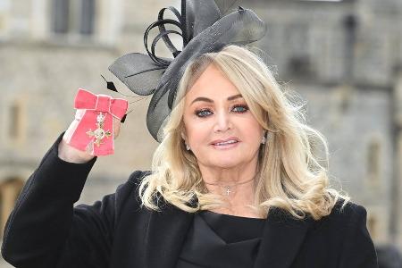 Sängerin Bonnie Tyler mit britischem Orden ausgezeichnet Sängerin Bonnie Tyler mit britischem Orden ausgezeichnet