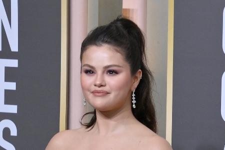 Superstar ungeschminkt: Selena Gomez zeigt sich ganz natürlich Superstar ungeschminkt: Selena Gomez zeigt sich ganz natürlich