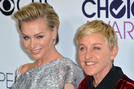 Ellen DeGeneres und Portia de Rossi haben ihr Ehegelübde erneuert Ellen DeGeneres und Portia de Rossi haben ihr Ehegelübde erneuert