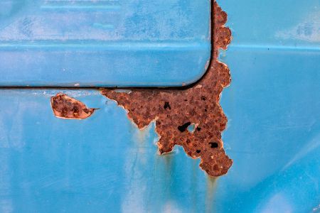 An diesen Stellen sind Autos besonders von Rost betroffen An diesen Stellen sind Autos besonders von Rost betroffen