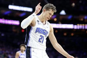 NBA: Sieg für Wagner-Brüder nach Handgemenge in Minnesota