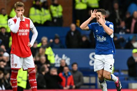 Erste Pleite für Arsenal nach 154 Tagen - Klatsche für Klopp Erste Pleite für Arsenal nach 154 Tagen - Klatsche für Klopp