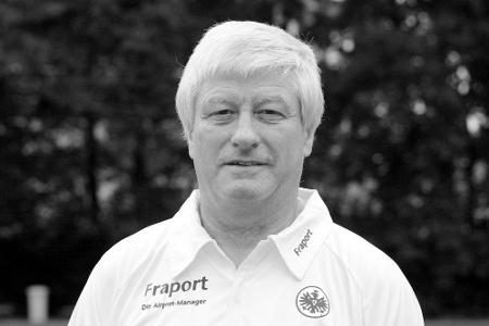 Früherer Fußball-Nationalspieler Lutz gestorben Früherer Fußball-Nationalspieler Lutz gestorben