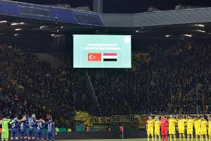 DFB empfiehlt Schweigeminute und Trauerflor