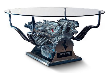 Ferrari V12-Motor als Tisch Ferrari V12-Motor als Tisch