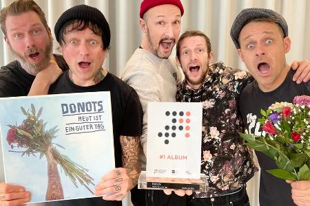 NRW-Punkband Donots nach fast 30 Jahren erstmals an der Chartspitze NRW-Punkband Donots nach fast 30 Jahren erstmals an der Chartspitze