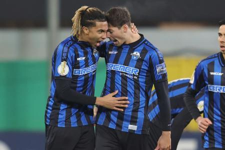 Paderborn dreht wildes Verfolgerduell in Hannover Paderborn dreht wildes Verfolgerduell in Hannover