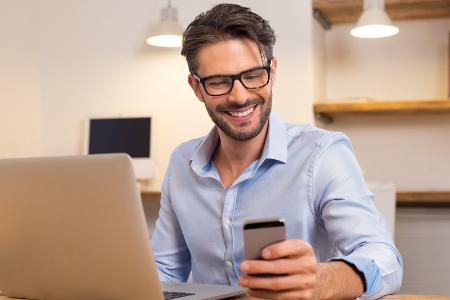Noch mehr Spaß mit WhatsApp: Wie erstellt man eigene Sticker? Noch mehr Spaß mit WhatsApp: Wie erstellt man eigene Sticker?