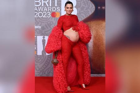 Brit Awards: So schön präsentiert Jessie J ihren Babybauch Brit Awards: So schön präsentiert Jessie J ihren Babybauch