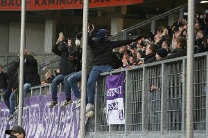 Hattrick von Hollerbach für Wehen - Osnabrück siegt erneut