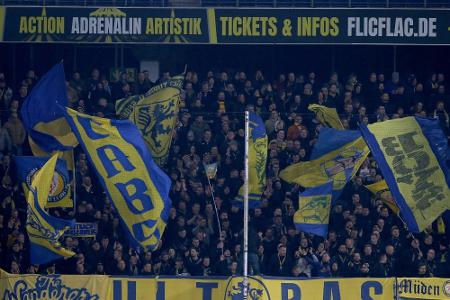Teure Pyro-Show: 88.500 Euro Strafe für Braunschweig Teure Pyro-Show: 88.500 Euro Strafe für Braunschweig