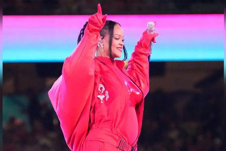 Nach Babybauch-Auftritt: Wie viele Kinder wünscht sich Rihanna? Nach Babybauch-Auftritt: Wie viele Kinder wünscht sich Rihanna?
