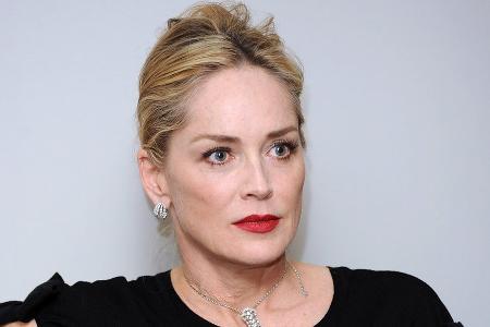 Sharon Stone trauert um ihren jüngeren Bruder Patrick Sharon Stone trauert um ihren jüngeren Bruder Patrick