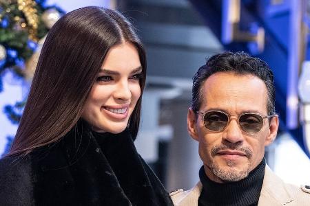 Marc Anthony und Ehefrau Nadia Ferreira erwarten ein Baby Marc Anthony und Ehefrau Nadia Ferreira erwarten ein Baby