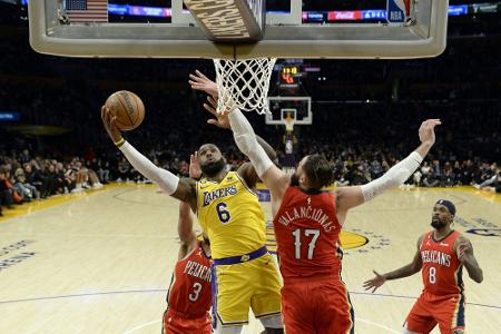 NBA: Lakers gewinnen bei James-Rückkehr NBA: Lakers gewinnen bei James-Rückkehr