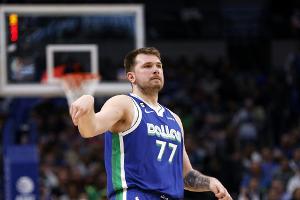 Duelle mit Doncic: Roboter Luk.AI spielt Schach