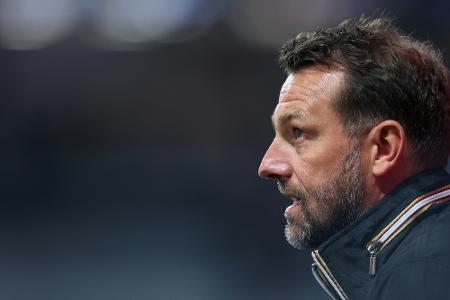 FCN entlässt Trainer Weinzierl - Vorstand Hecking übernimmt FCN entlässt Trainer Weinzierl - Vorstand Hecking übernimmt