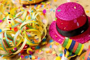 Karnevalsparty ohne Abfall: So recycelt man Kostüm, Deko und mehr