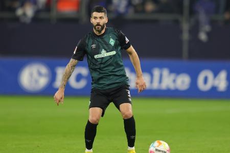 Werder Bremen verlängert mit Abwehrspieler Jung Werder Bremen verlängert mit Abwehrspieler Jung