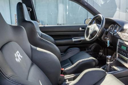 VW Golf R32 Gebrauchtwagen neuwertig