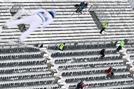 Leere WM-Tribünen in Planica sorgen für Enttäuschung Leere WM-Tribünen in Planica sorgen für Enttäuschung