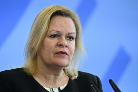 Faeser will Ukrainern Vorbereitung in Deutschland bieten Faeser will Ukrainern Vorbereitung in Deutschland bieten
