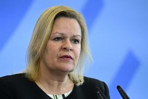 Faeser will Ukrainern Vorbereitung in Deutschland bieten