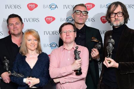 Trauer um Steve Mackey: Pulp-Bassist mit 56 Jahren gestorben Trauer um Steve Mackey: Pulp-Bassist mit 56 Jahren gestorben