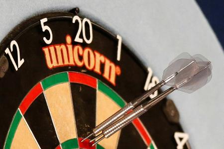 Darts: Klose übersteht Auftakt bei den UK Open Darts: Klose übersteht Auftakt bei den UK Open
