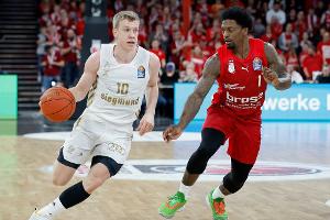 Nowitzki in der Halle: Hamburg unterliegt Bamberg
