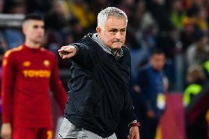 Mourinhos Sperre vorläufig ausgesetzt