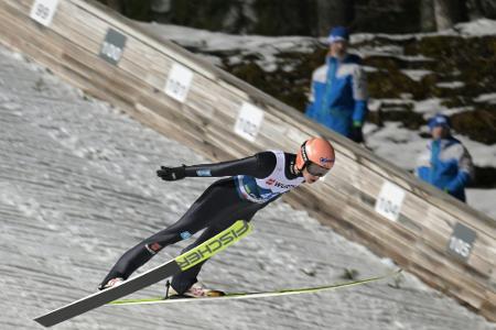 Skispringen: DSV zur Halbzeit auf Rang vier, Slowenien führt Skispringen: DSV zur Halbzeit auf Rang vier, Slowenien führt