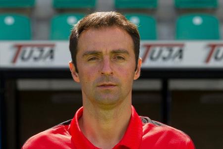 Halle-Trainer Ristic in Unfall verwickelt Halle-Trainer Ristic in Unfall verwickelt