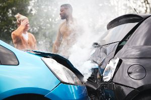 Wann es sich lohnt, einen Unfallwagen zu kaufen