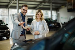 Lieber eine Limousine oder ein Coupé? So treffen Sie die beste Wahl