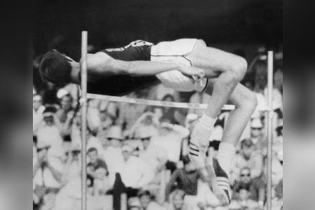 Er revolutionierte den Hochsprung: Olympiasieger Dick Fosbury ist tot Er revolutionierte den Hochsprung: Olympiasieger Dick Fosbury ist tot