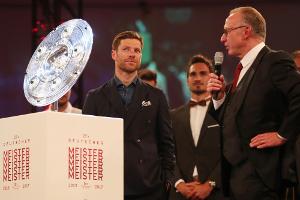 Vor Bayern-Duell: Rummenigge sieht Alonso "auf gutem Weg"